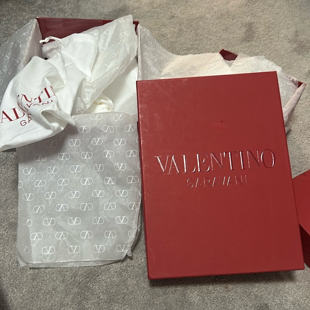 2 Valentino shoe boxes